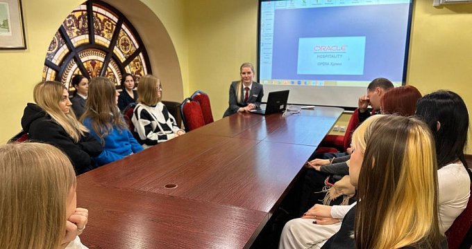 Практический опыт по управлению отелем в PMS Opera - ключ к началу карьеры в гостиничном бизнесе