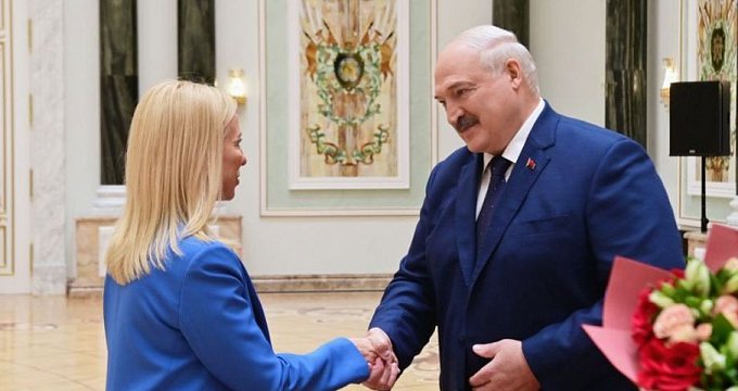 Президент Республики Беларусь Александр Григорьевич Лукашенко вручил госнаграды сотрудникам организаций системы Управления делами Президента Республики Беларусь